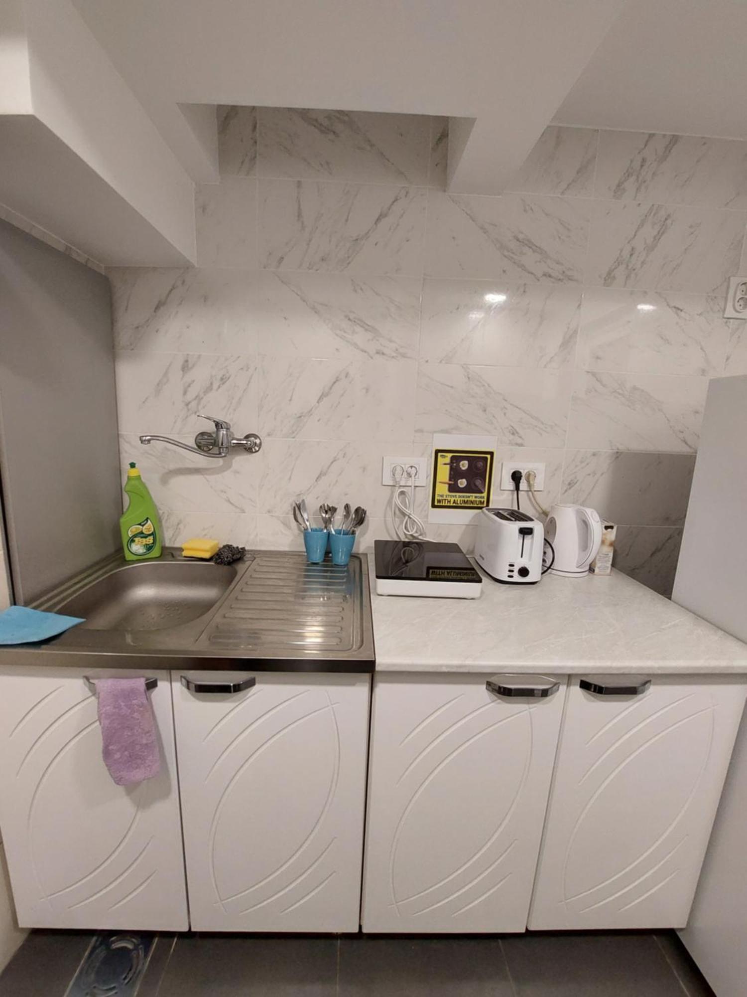 Hostel Inn Downtown ベオグラード 部屋 写真