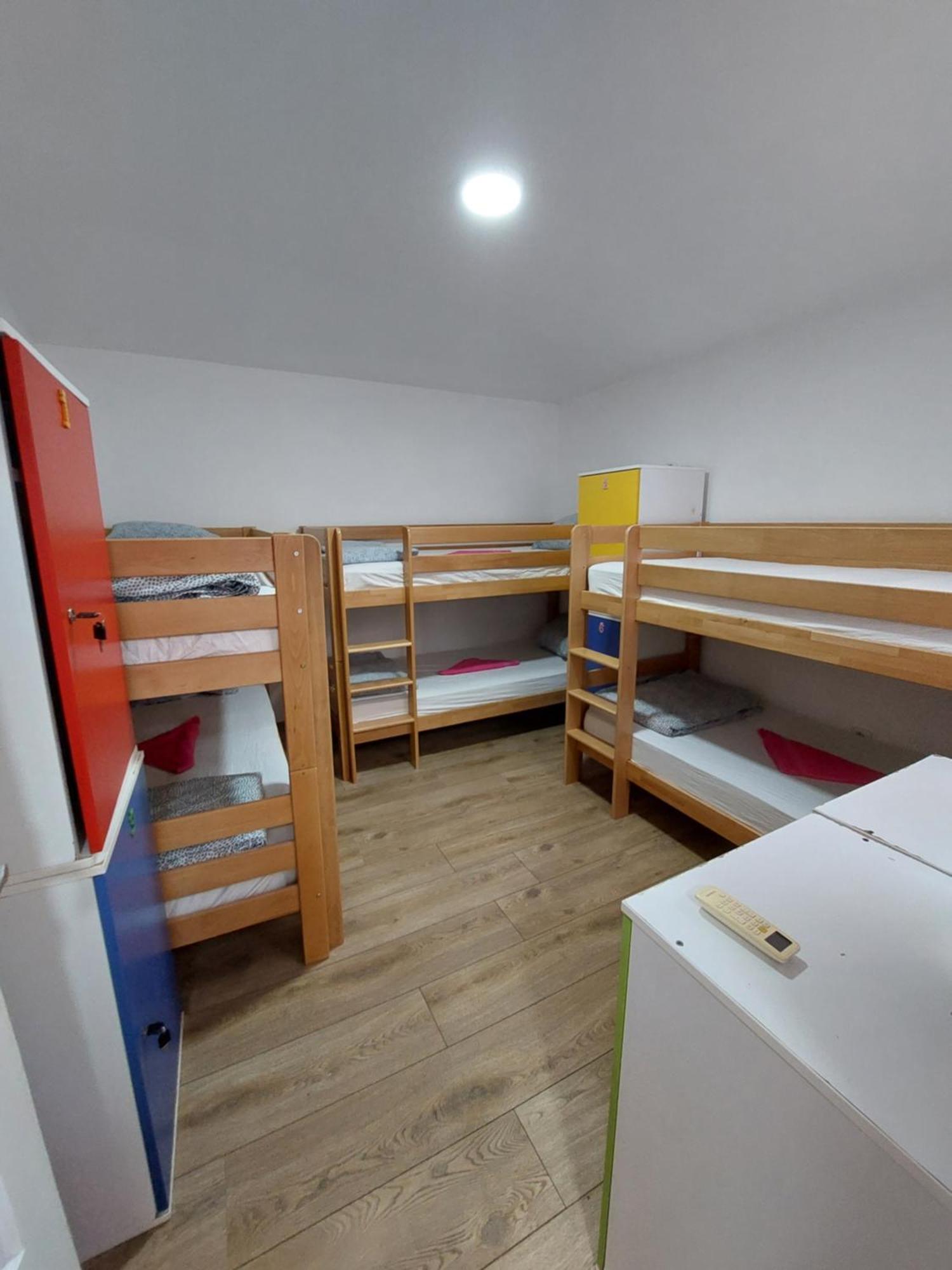 Hostel Inn Downtown ベオグラード エクステリア 写真