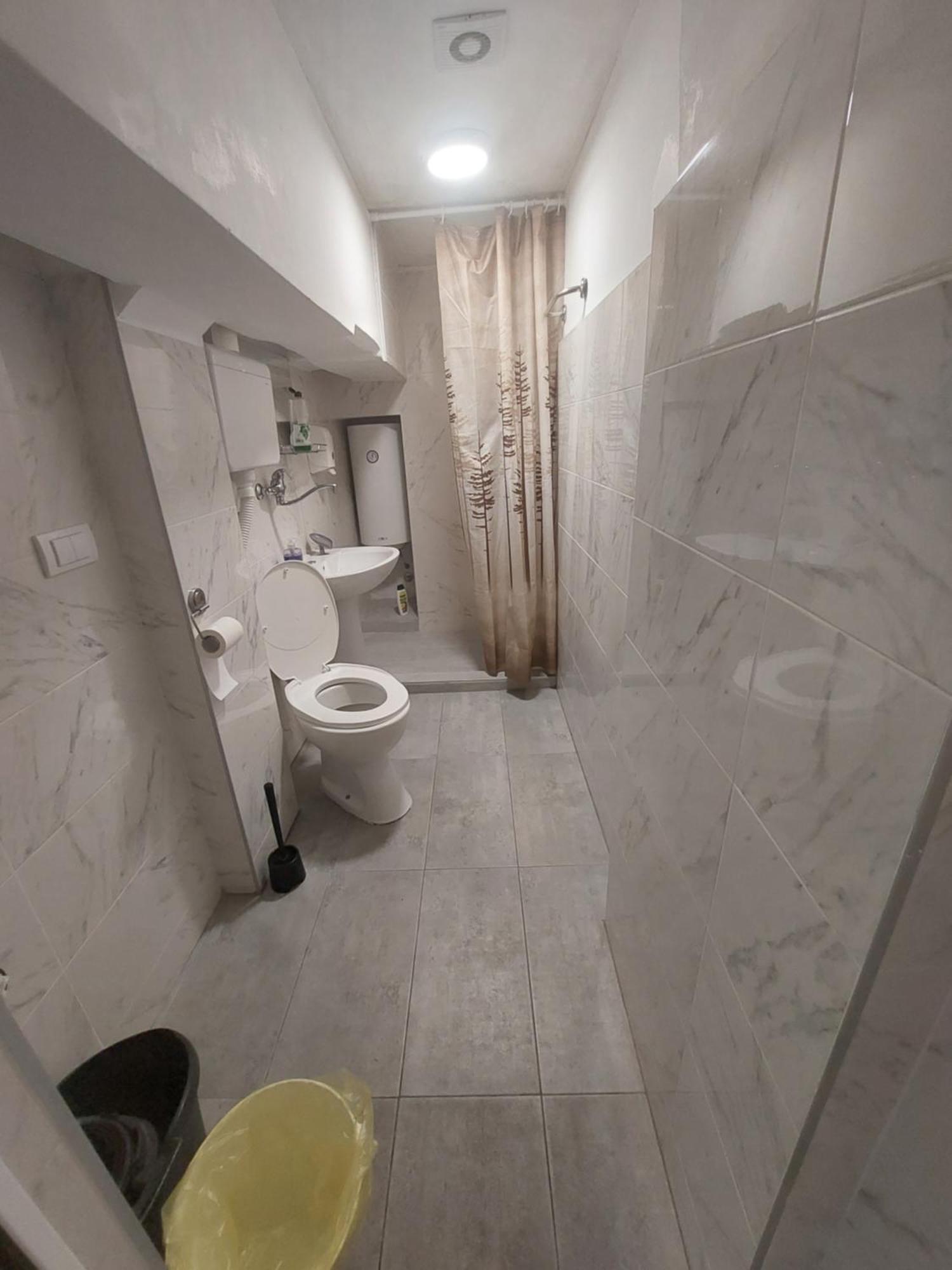 Hostel Inn Downtown ベオグラード エクステリア 写真